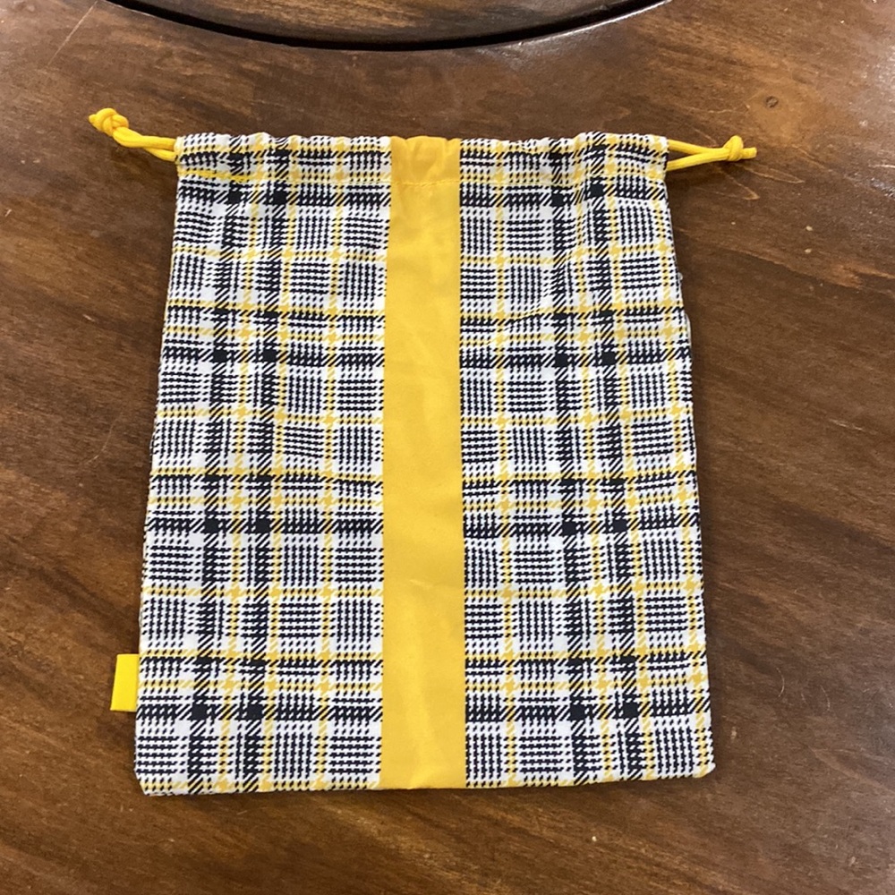 New Clueless Ipsy Drawstring Bag - image 3